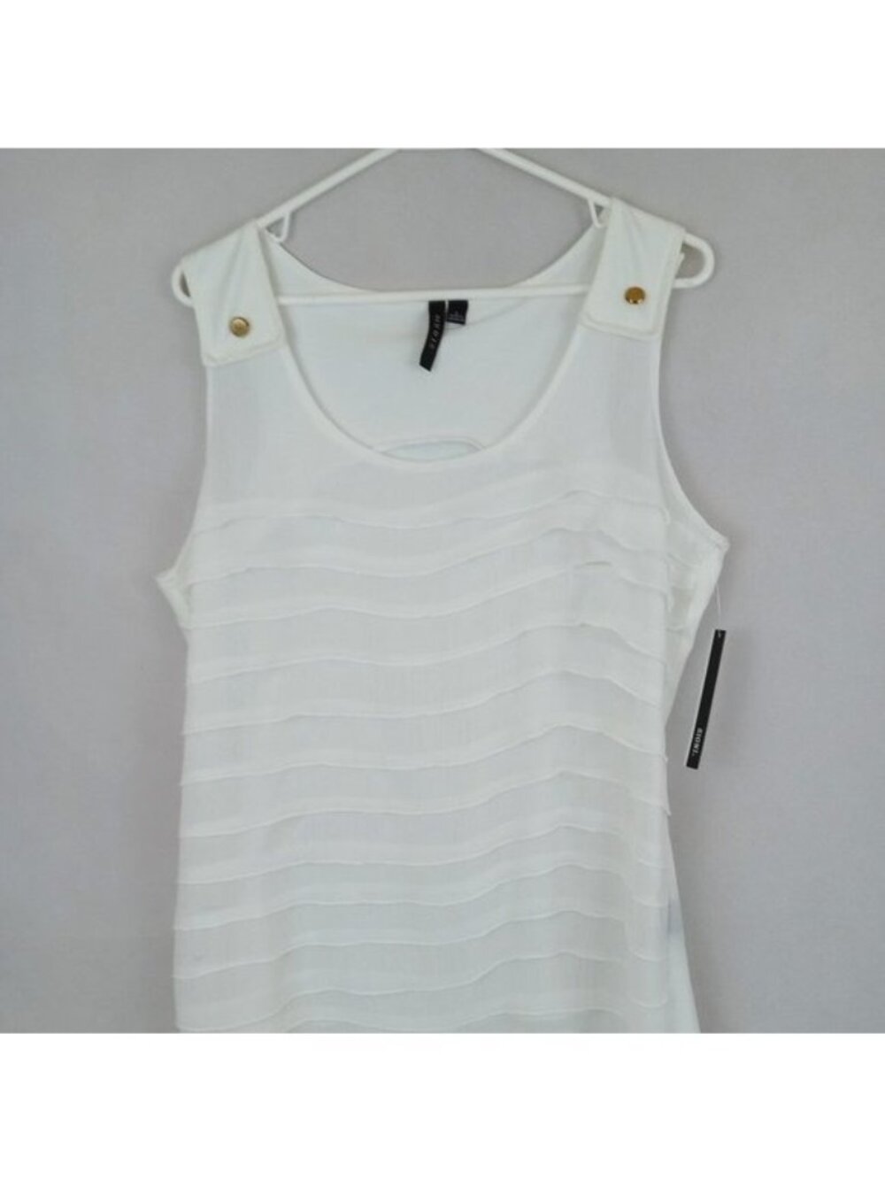 NWT Sioni Sleeveless Ruffled Blouse Size Large